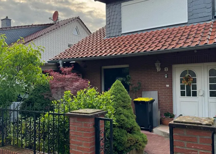 Komplett Neu Renovierte Wohnung!